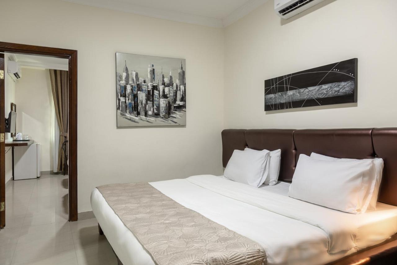 360 Hotel By Fhm Amman Exterior photo